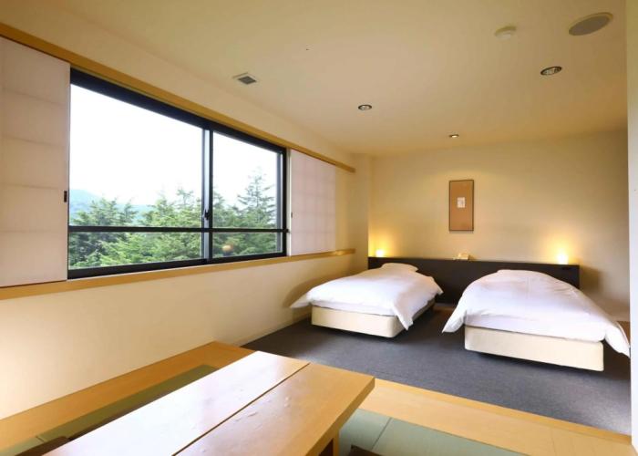 Manza Onsen Nisshinkan