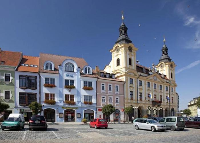 Hotel City
