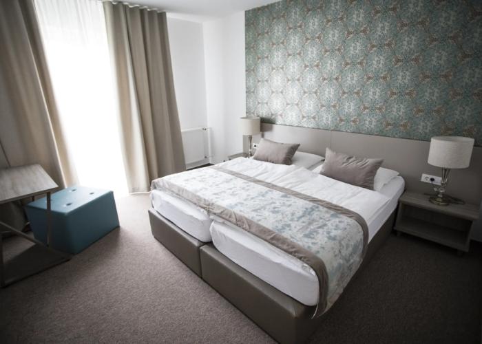 Alp Hotel