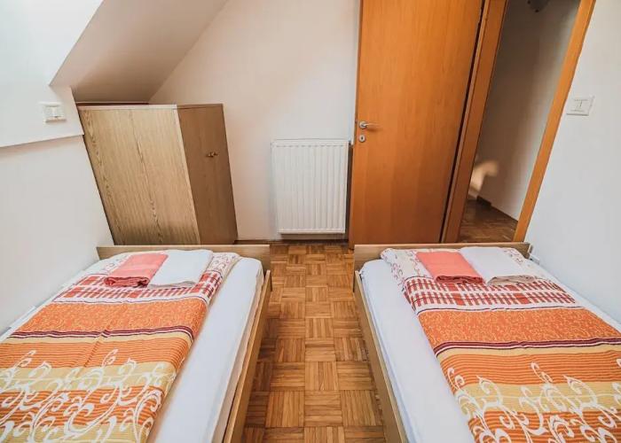Apartments Rombon Klavdij