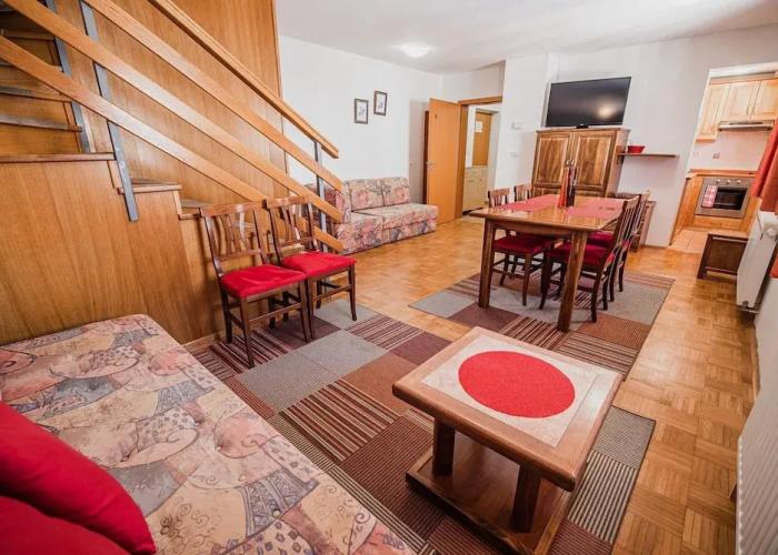 Apartments Rombon Klavdij