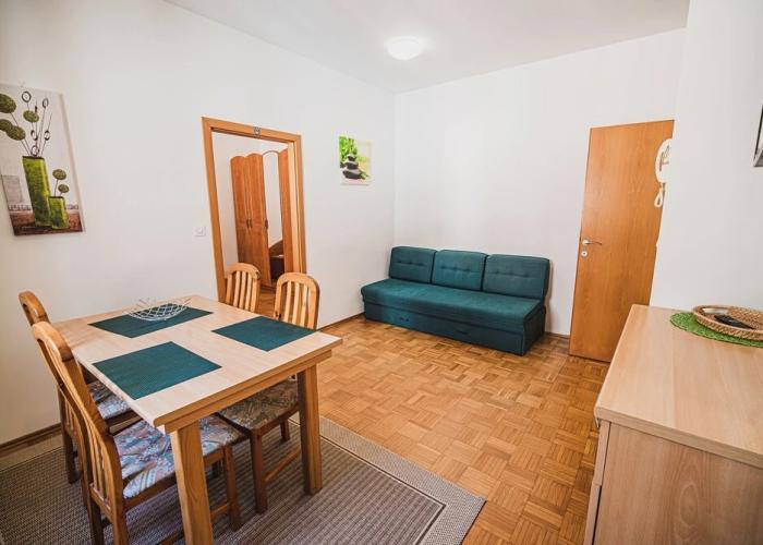 Apartments Rombon Klavdij