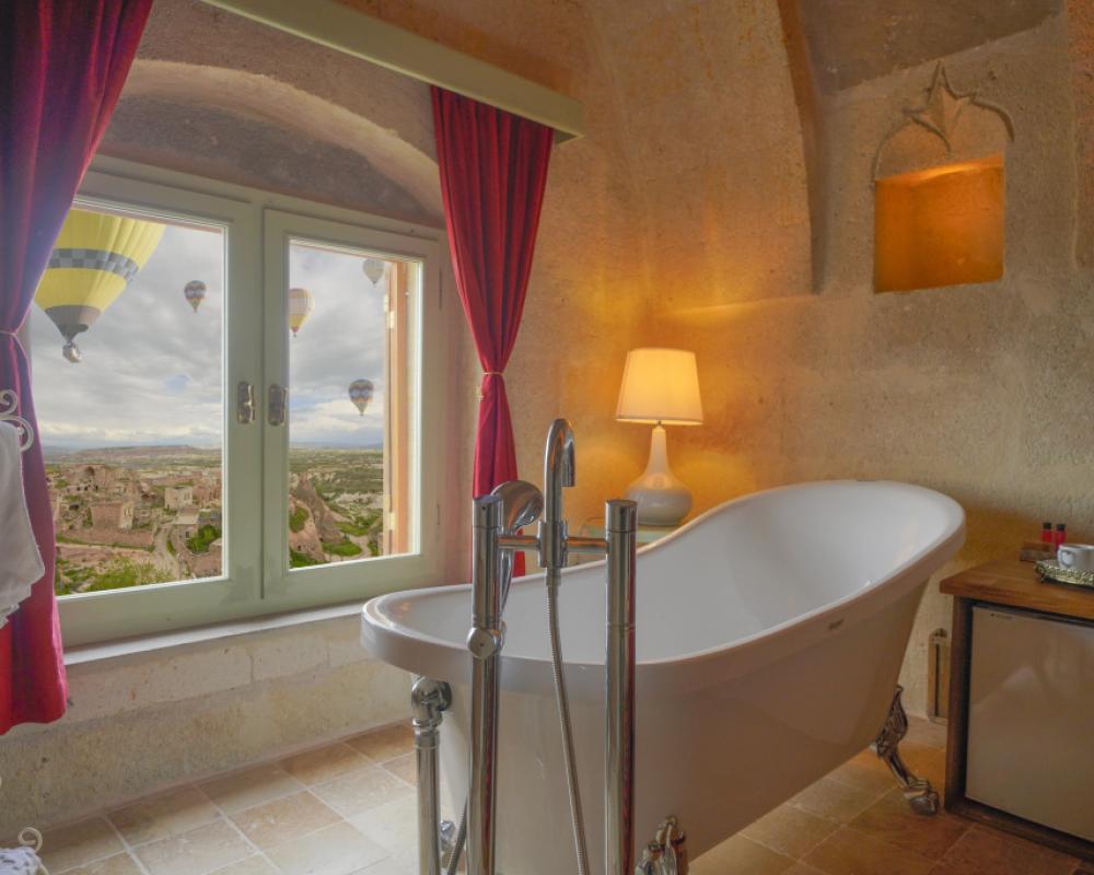 Takaev Cave House Hotel