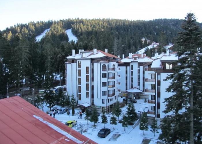 Persey Flora Apartments