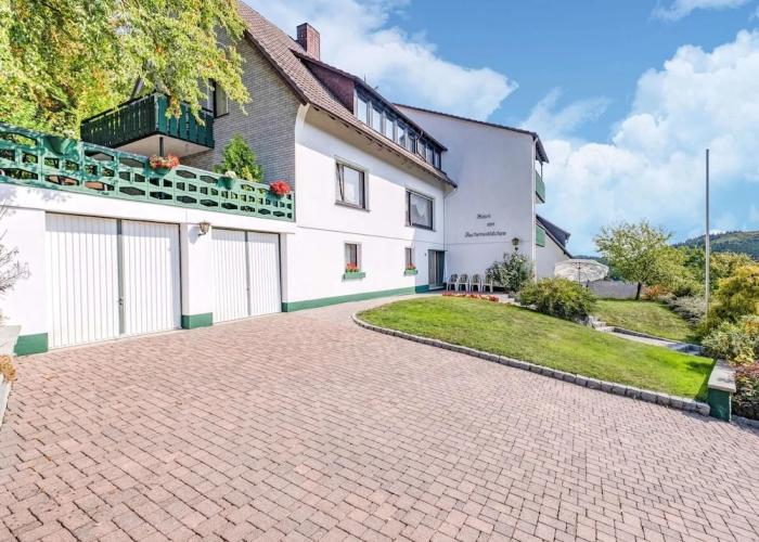 Large Holiday Apartment near Willingen with Private Garden & Terrace