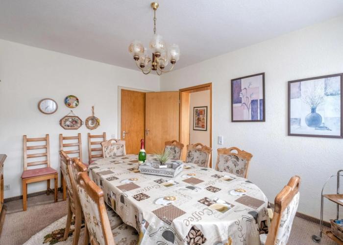 Large Holiday Apartment near Willingen with Private Garden & Terrace