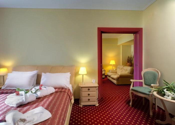 Angelika Pallas Hotel