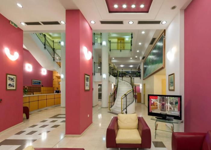 Angelika Pallas Hotel