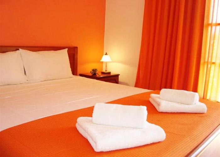 Paradosi Rooms & Apartments