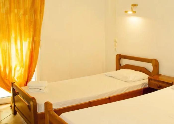 Hotel Stavrodromi