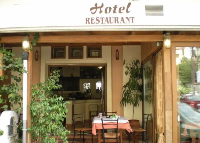 Hotel Stavrodromi