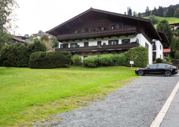 Charming Apartment in Jochberg with Balcony
