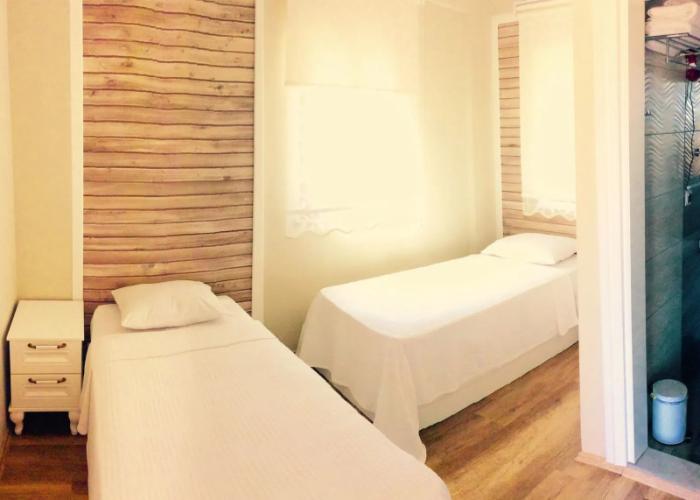 Karina Vineyard House