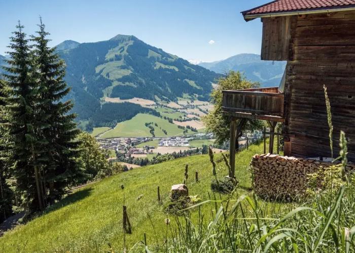 Apartment in Brixen im Thale With a Garden