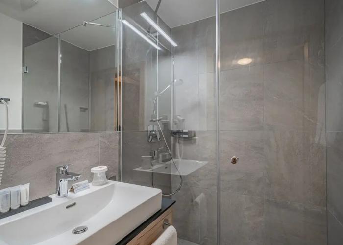 Apartment in Brixen im Thale With Parking