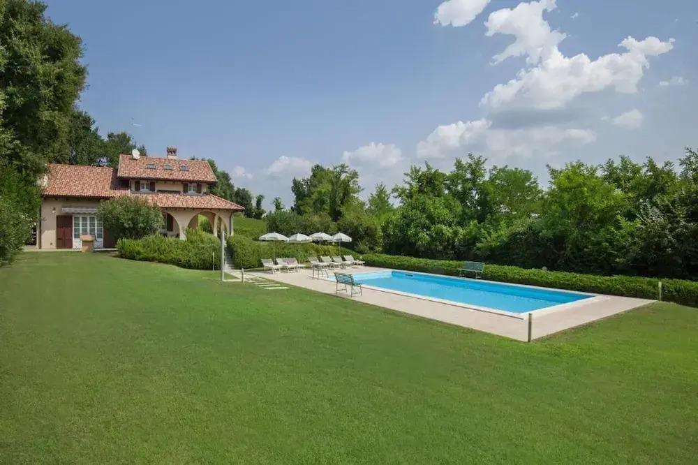 фото Villa Gasco With Pool