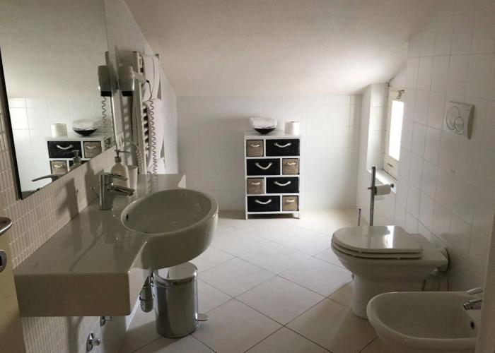 Vialeromadodici Rooms & Apartments