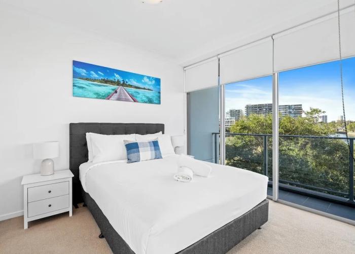 Harbour Quays Apartments