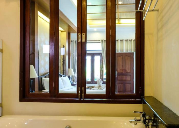 Bhu Tarn Koh Chang Resort and Spa