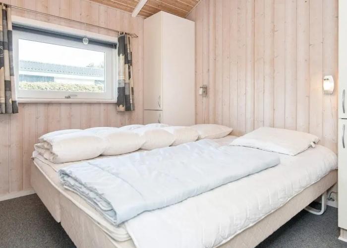 6 Person Holiday Home in Borkop