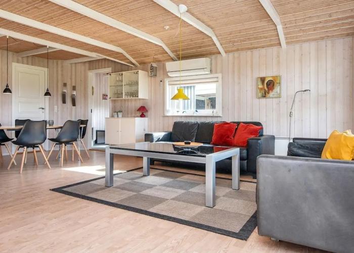 6 Person Holiday Home in Borkop
