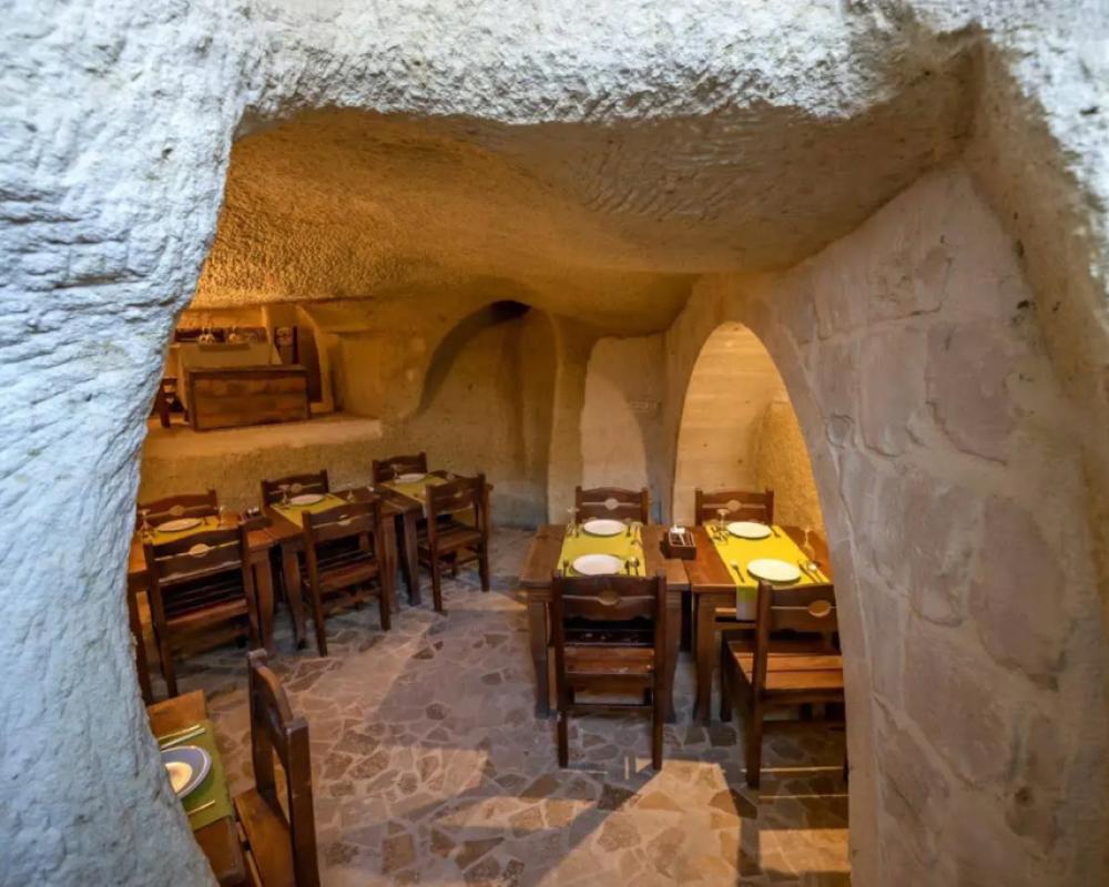 фото Sinasos Palace Cave Hotel