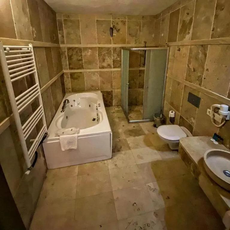 фото Sinasos Palace Cave Hotel