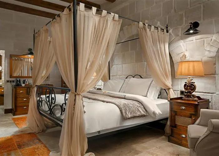 Seraphim Cave Suites & Spa Hotel