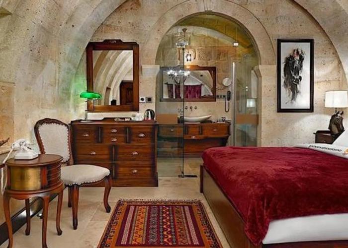Seraphim Cave Suites & Spa Hotel