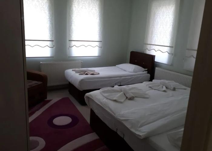 Di̇ri̇li̇ş Banarya Pansi̇yon