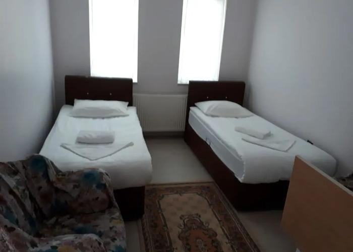 Di̇ri̇li̇ş Banarya Pansi̇yon