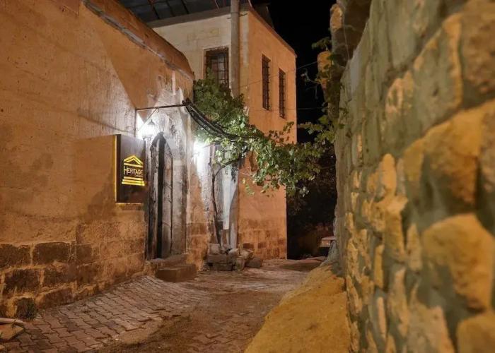 Heritage Cave Suites