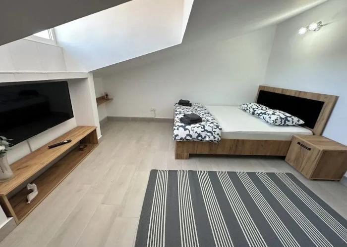 Serenity Apartments and Studios