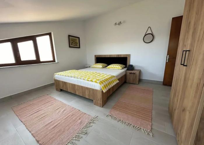Serenity Apartments and Studios
