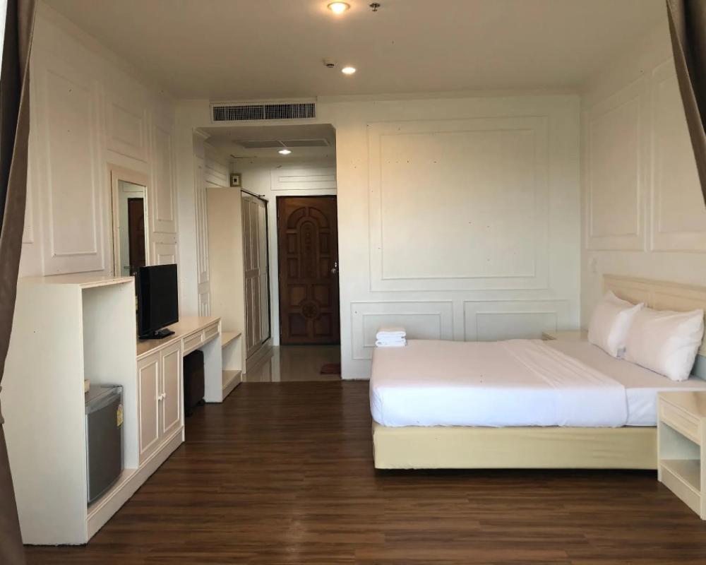 Golden Dragon Resort