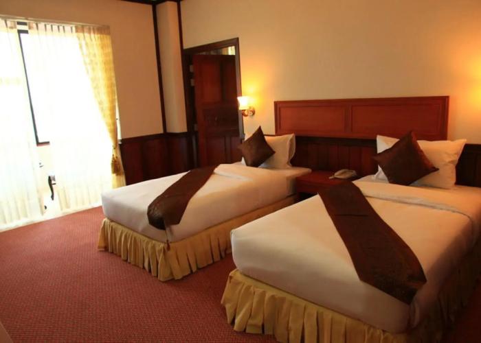 Golden Dragon Resort
