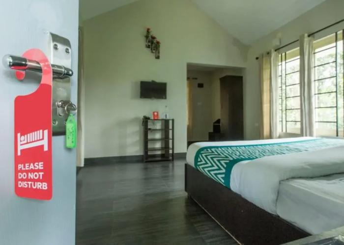 Karapuzha Village Resort