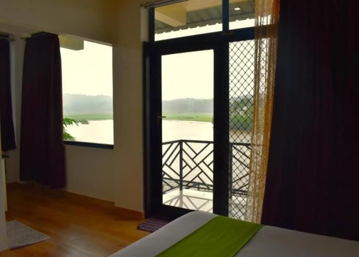 The Paddy Field Inn - Hostel