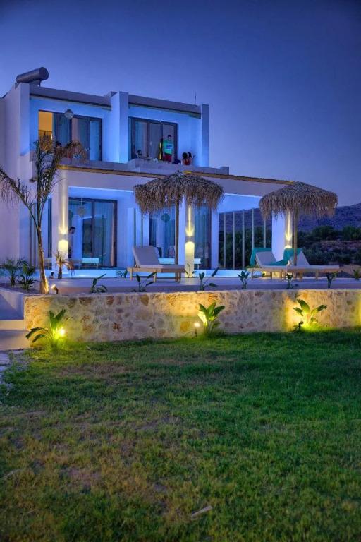 Alia Suites & Alia Beachfront Suites and Spa