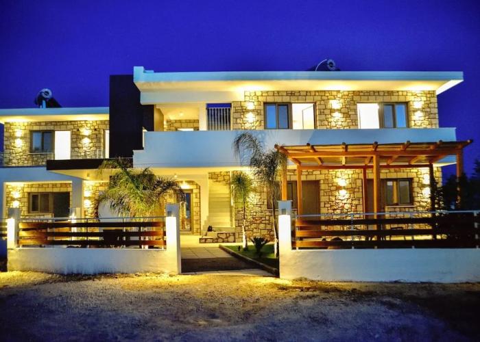 Kouros Stone Suites