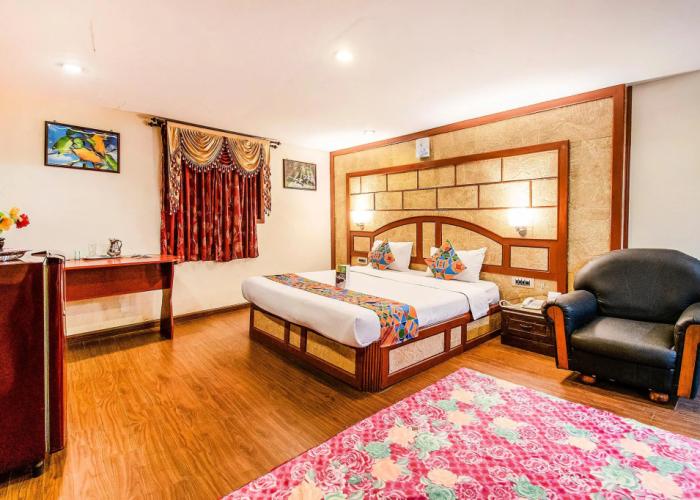 FabHotel Roshan Residency