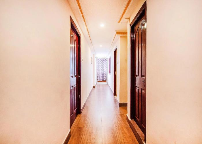 FabHotel Roshan Residency