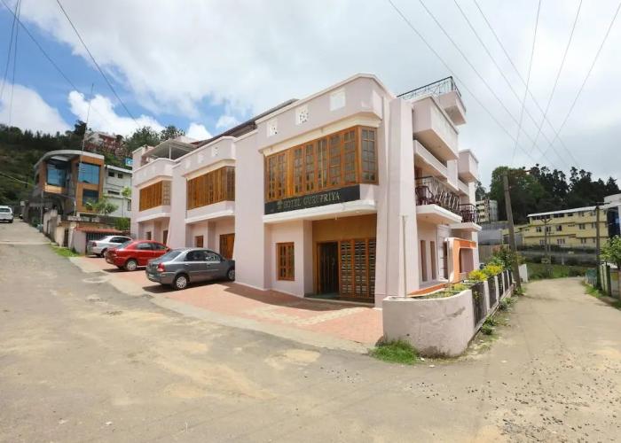 Hotel Gurupriya