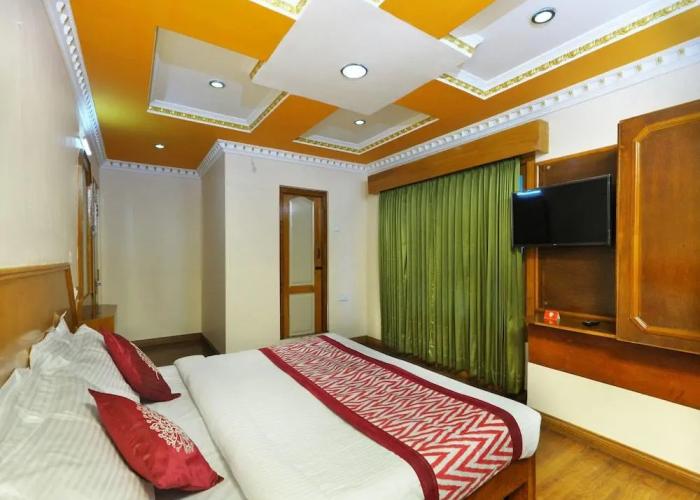 Hotel Gurupriya