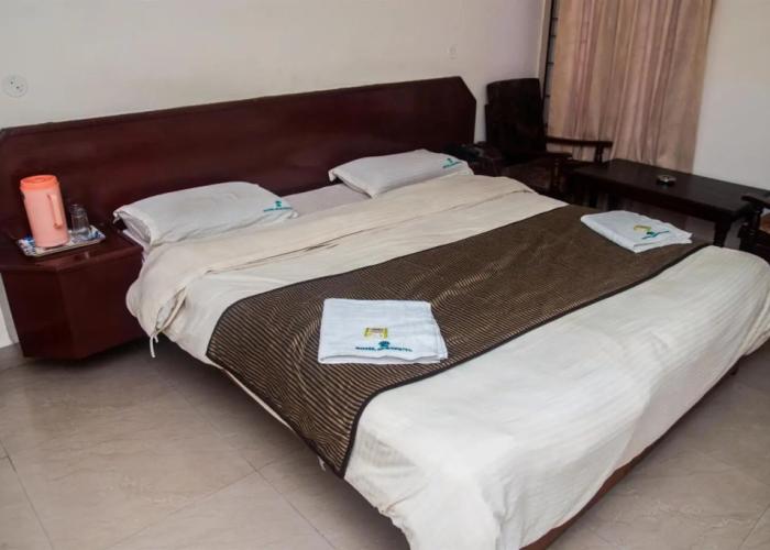 Hotel Gurupriya