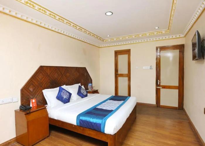 Hotel Gurupriya