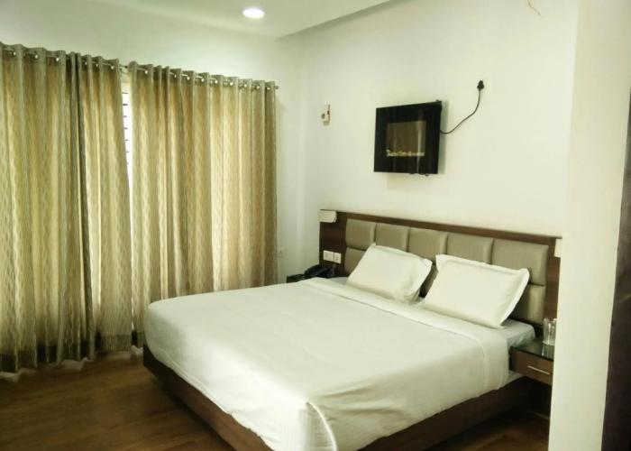 R T Hill View Resort