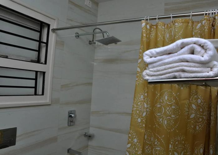 R T Hill View Resort