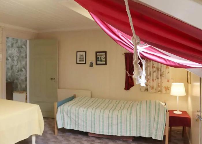 5 Person Holiday Home in Risor-by Traum