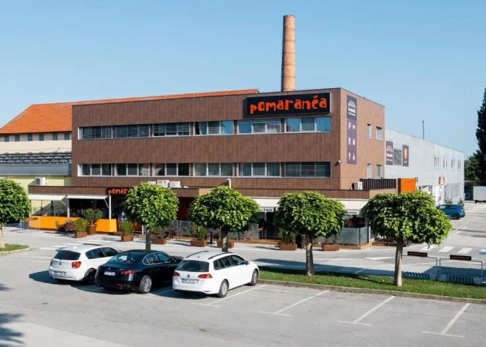 Hotel Pomaranča